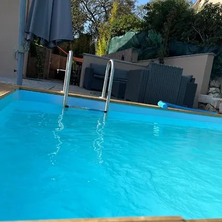 Magnifique T2 Jacuzzi Piscine Apartment Frejus